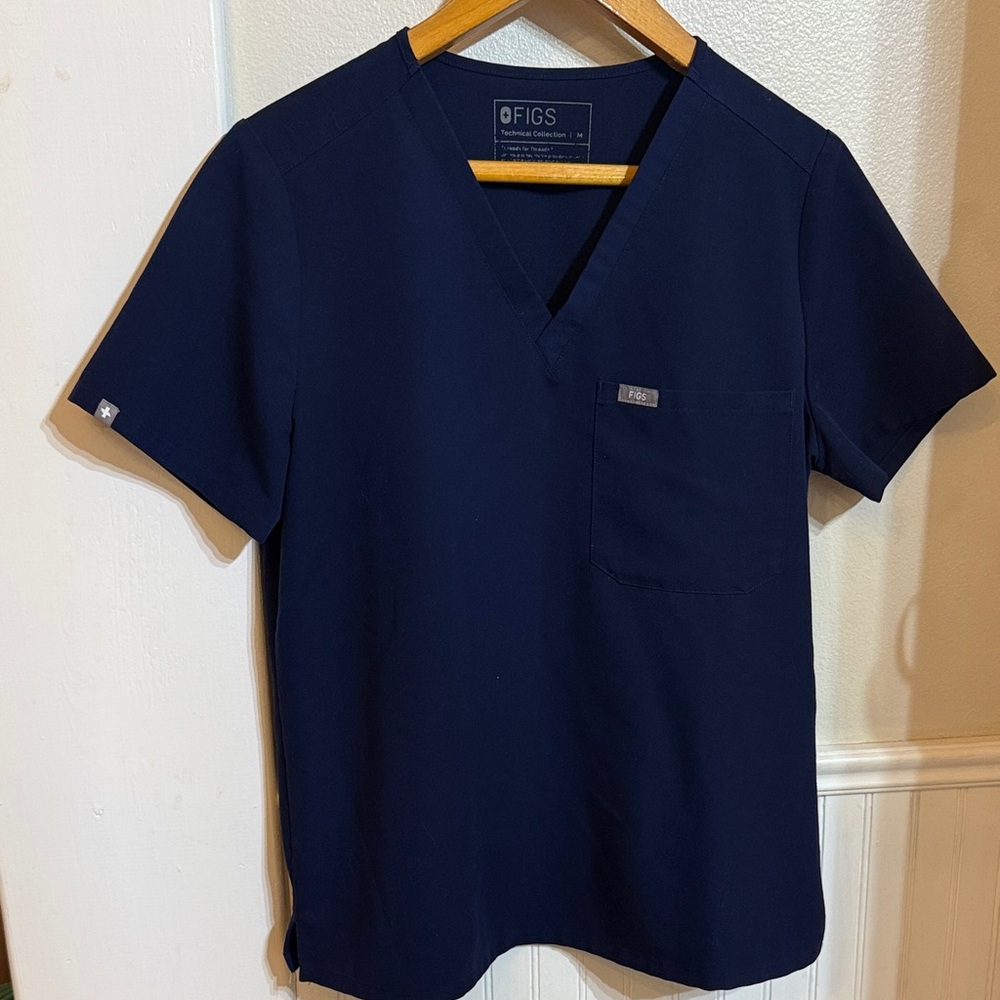 SOLD 🎉 Figs Deep Blue V-Neck Scrub Top - Picture 3 of 7